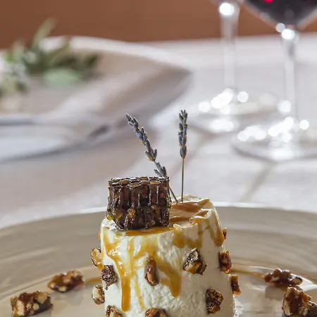 Moni Emvasis Luxury Hotel Monemvasía