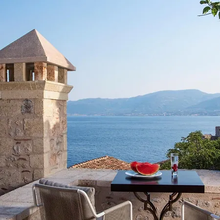 فندق Moni Emvasis Luxury 4*