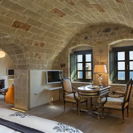 Hotel Moni Emvasis Luxury