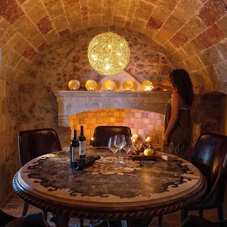 Moni Emvasis Luxury 4* Monemvasia