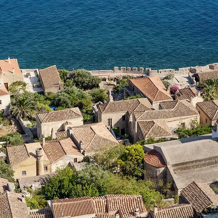 Moni Emvasis Luxury Hotel 4*