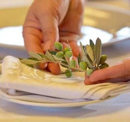 Moni Emvasis Luxury Hotel 4*