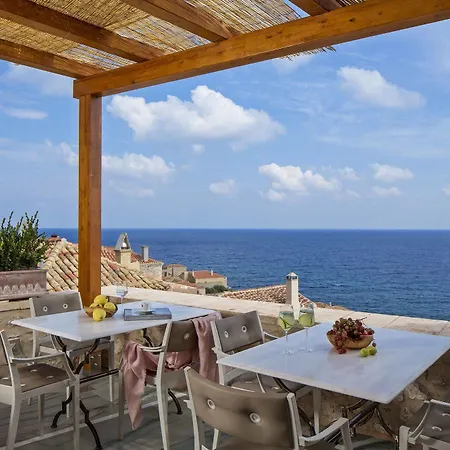 Hotel Moni Emvasis Luxury 4*