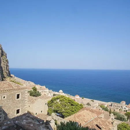 Moni Emvasis Luxury Hotel 4*