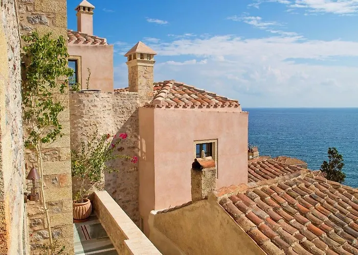 Moni Emvasis Luxury
