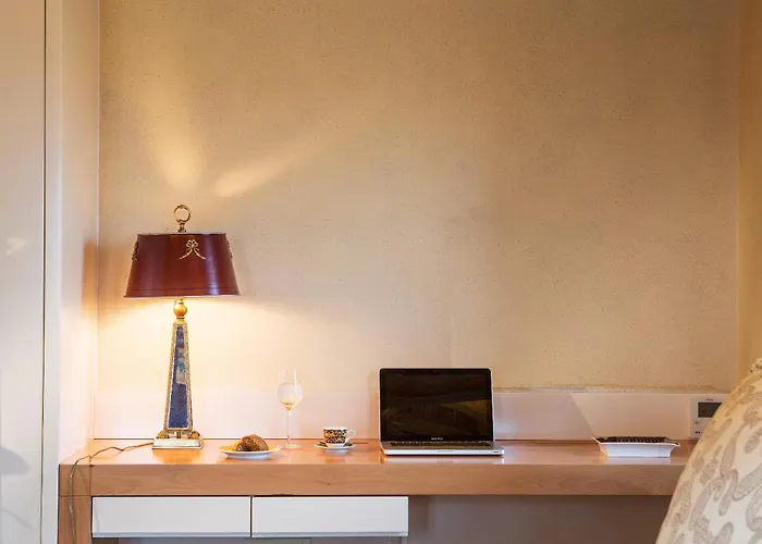 Hotel Moni Emvasis Luxury 4*