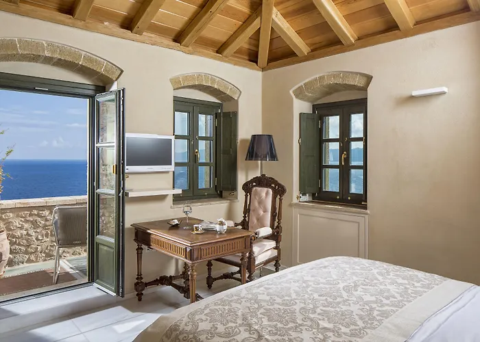 Moni Emvasis Luxury 4* Monemvasía