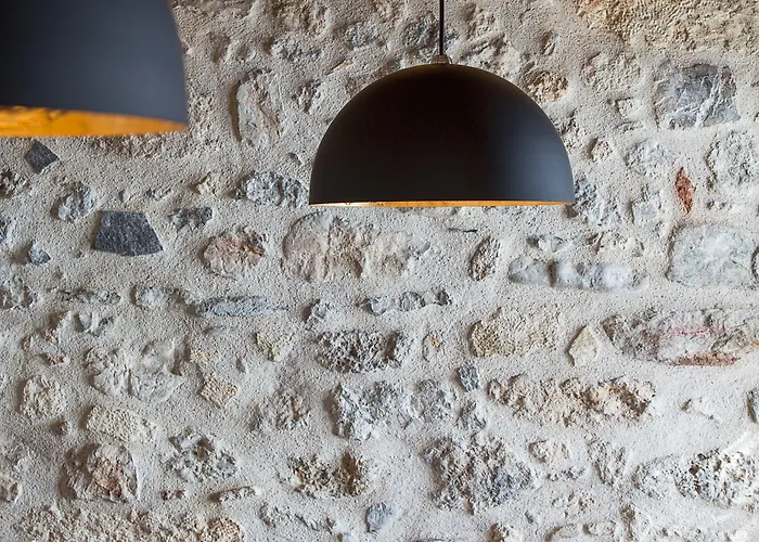 Moni Emvasis Luxury ホテル