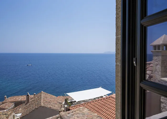 Hotel Moni Emvasis Luxury 4*